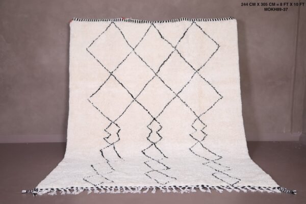 Hand knotted moroccan rug